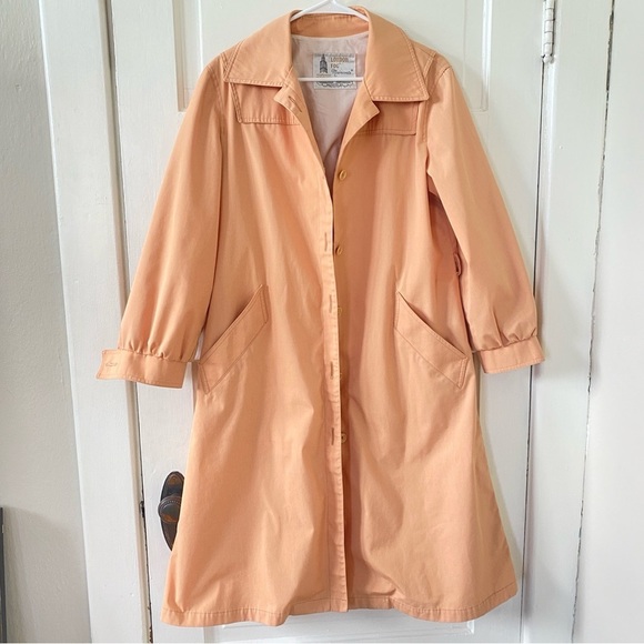London Fog Jackets & Blazers - LONDON FOG Vintage Coral Trench Coat Women's Size 12 Petite Missing Belt